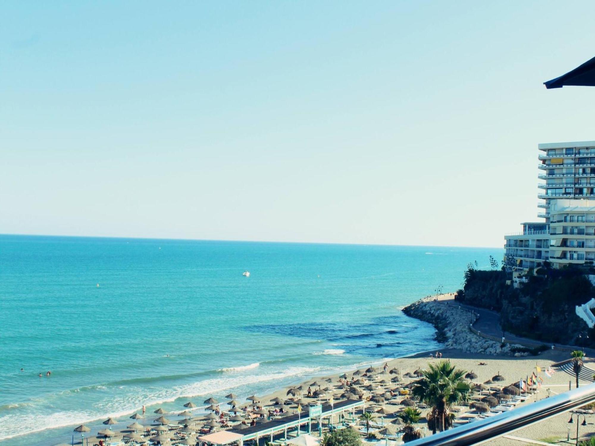 Espléndido Apartamento a Pie de Playa en Torremolinos Exterior foto