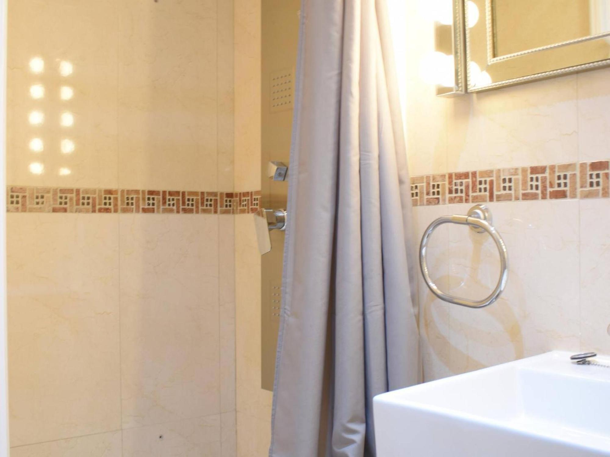 Espléndido Apartamento a Pie de Playa en Torremolinos Exterior foto