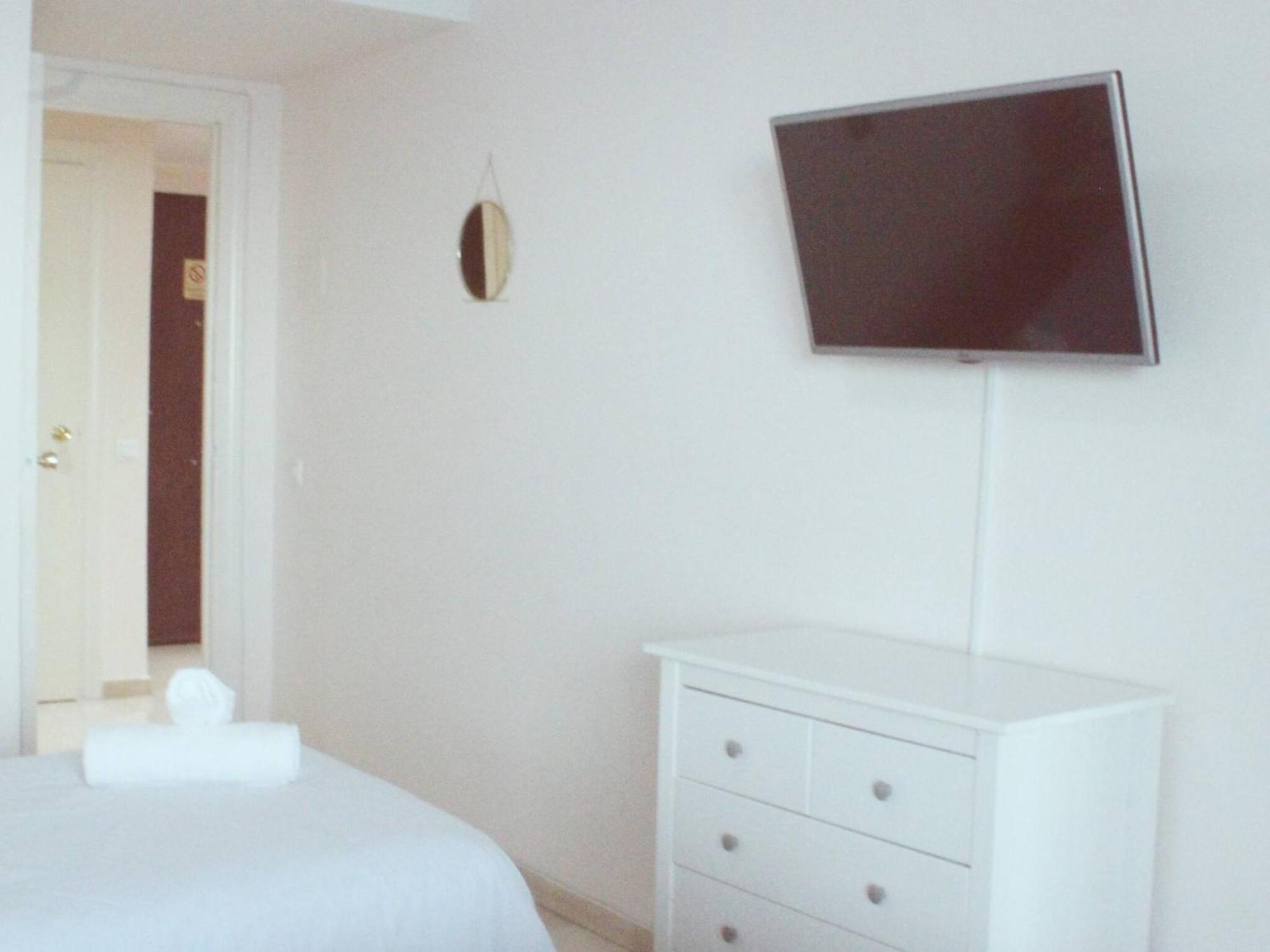 Espléndido Apartamento a Pie de Playa en Torremolinos Exterior foto