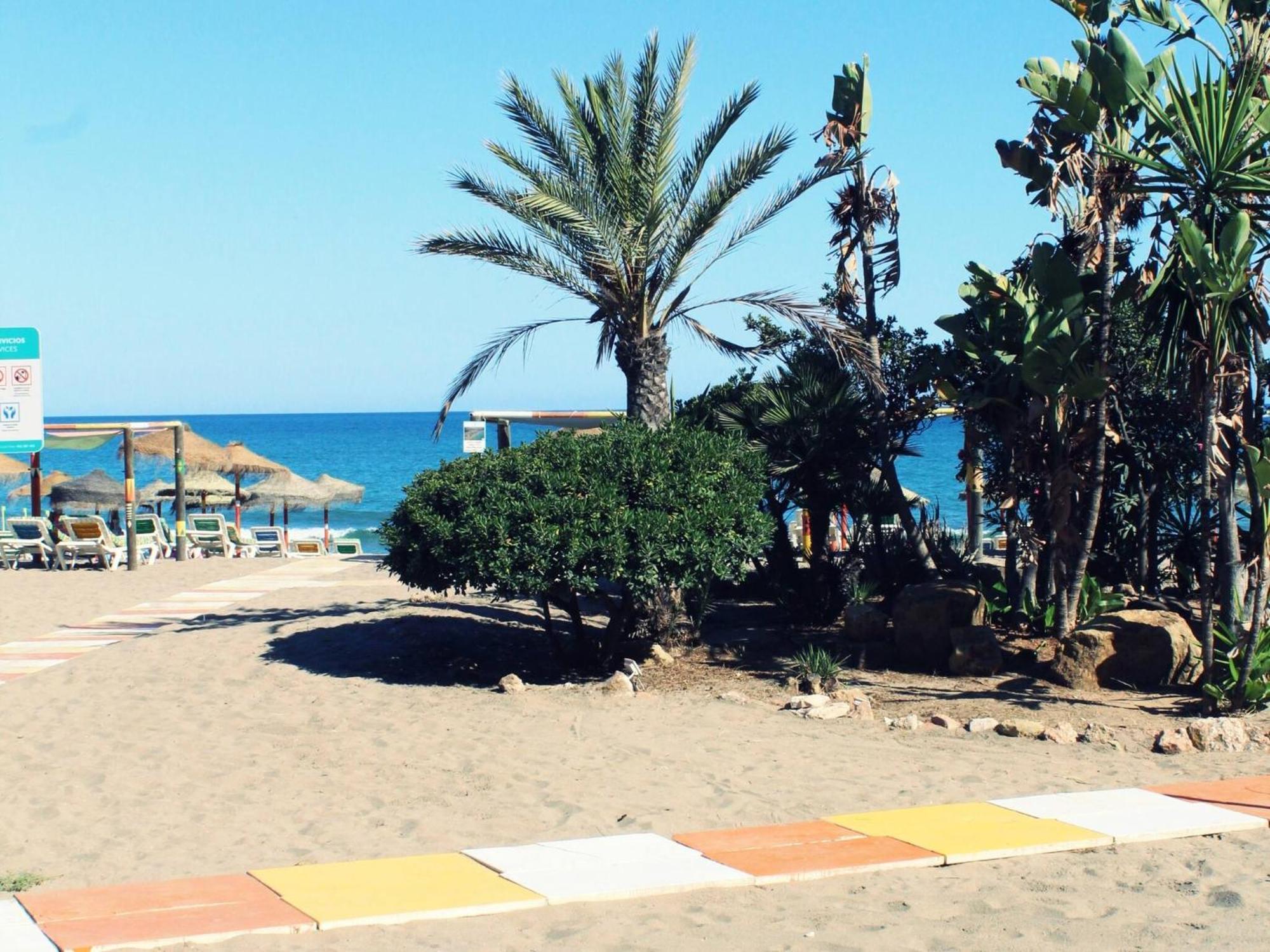 Espléndido Apartamento a Pie de Playa en Torremolinos Exterior foto