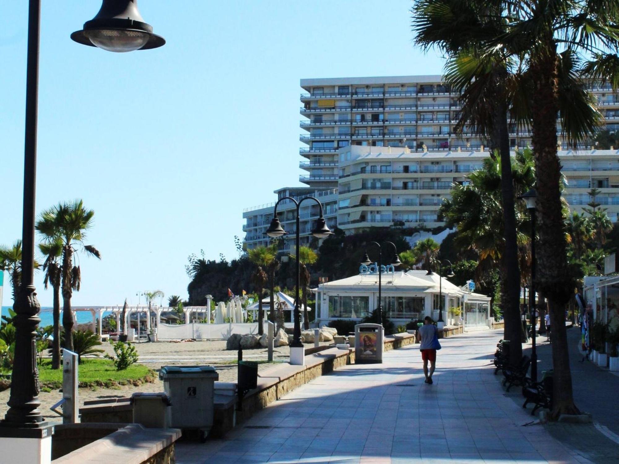 Espléndido Apartamento a Pie de Playa en Torremolinos Exterior foto